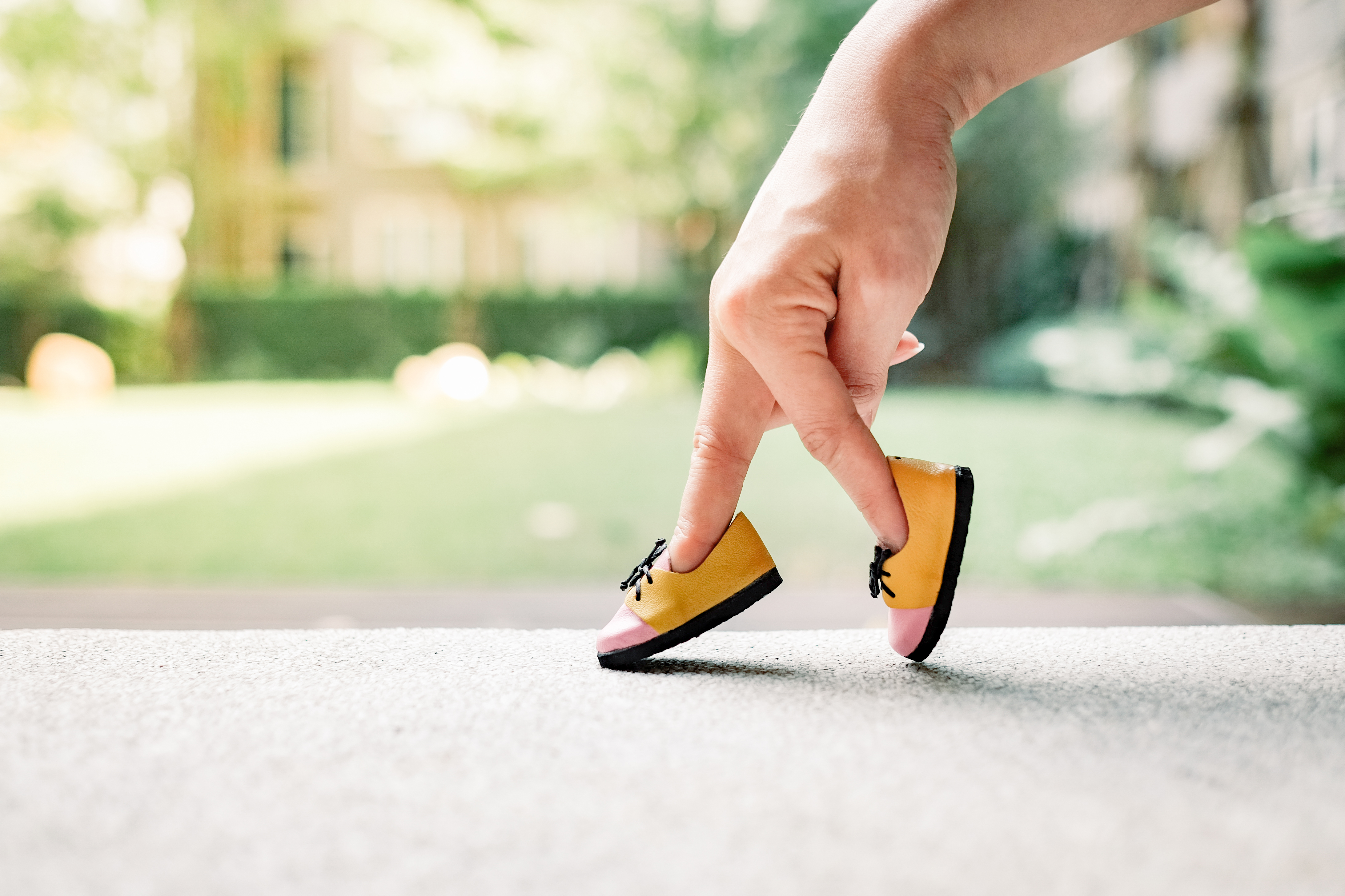Finger Shoes Walking